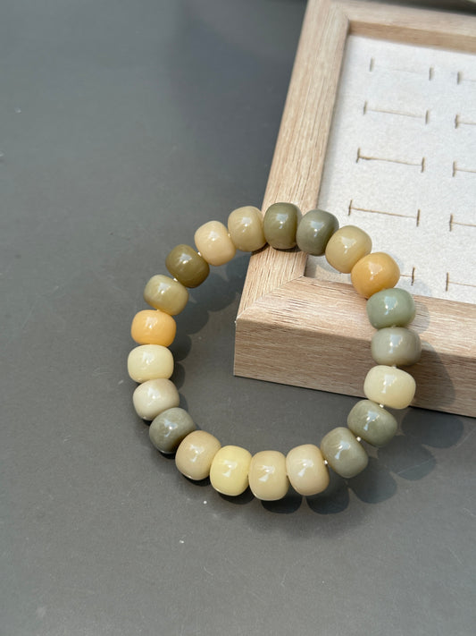 Green Been Cake - Bodhi Root Bracelet